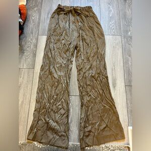 Mimii London Olive Green Flowy Pants Purchased in Paris